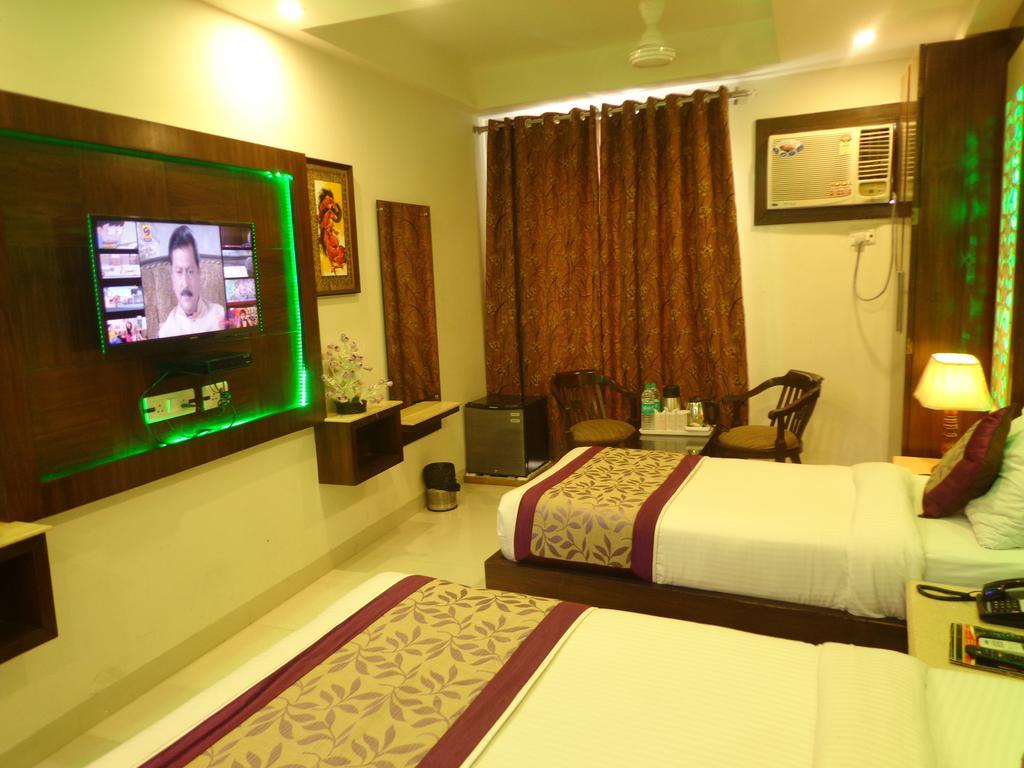 Hotel Station View Opposite New Delhi Railway Hotel New Delhi