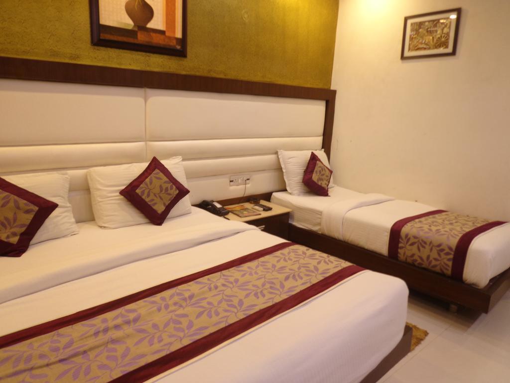Hotel Station View Opposite New Delhi Railway Hotel