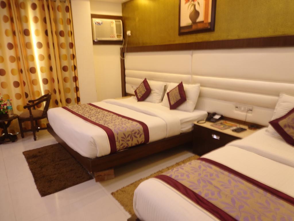 Hotel Station View Opposite New Delhi Railway Hotel