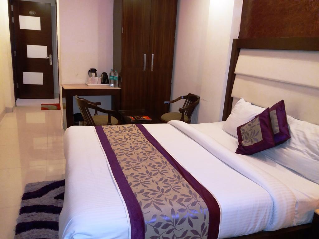 Hotel Station View Opposite New Delhi Railway 3*