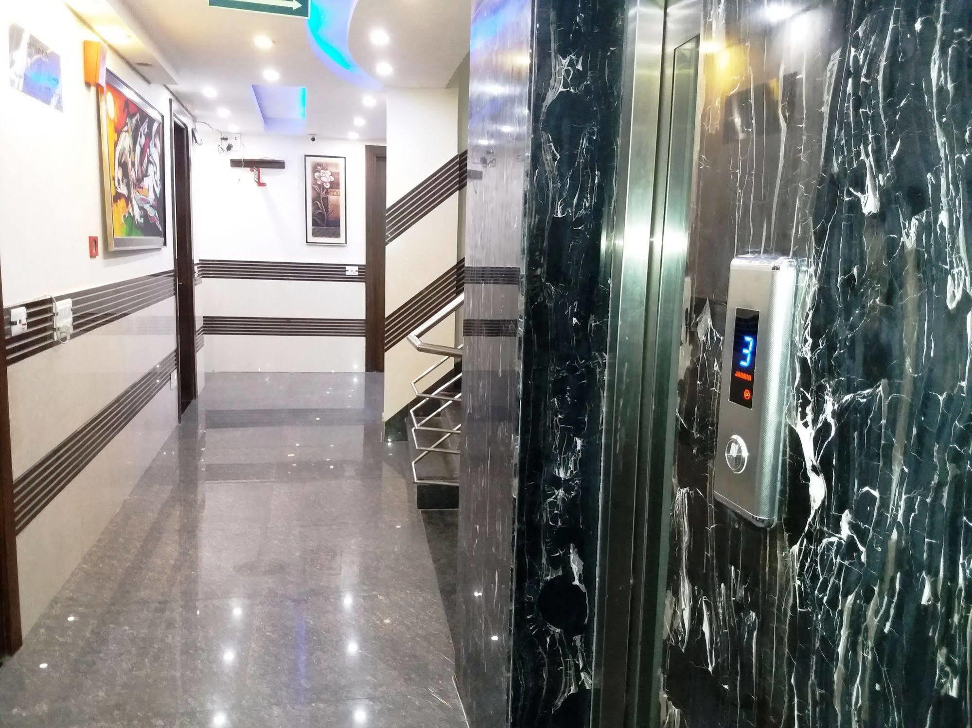Hotel Hotel Station View Opposite New Delhi Railway 3*