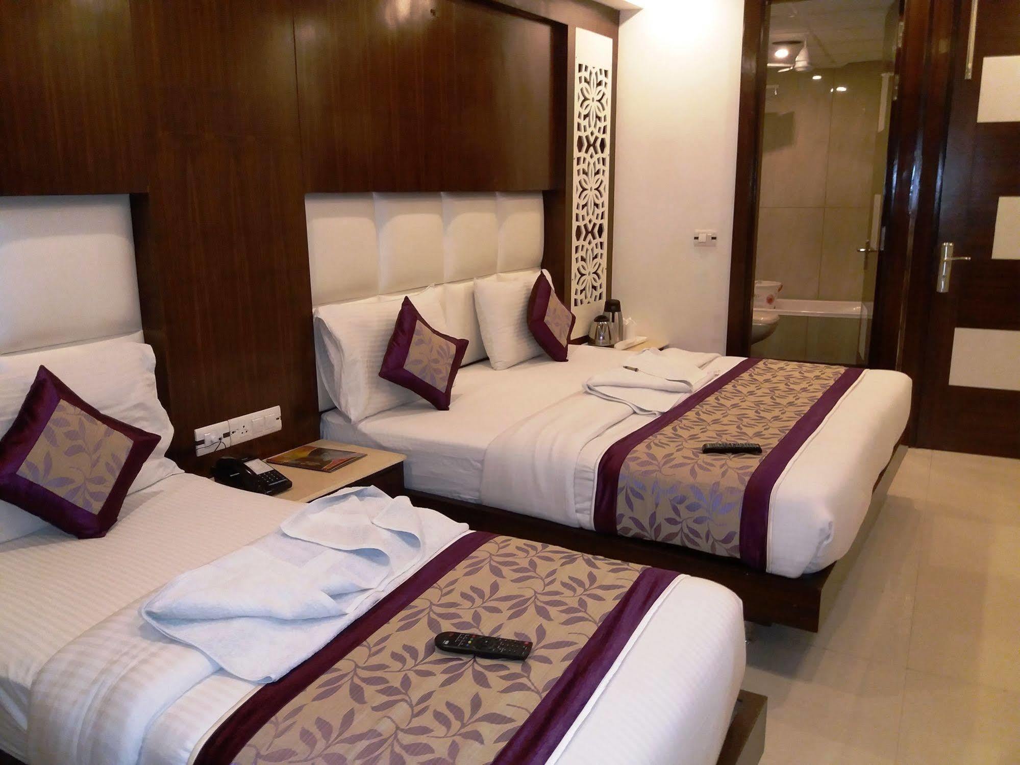 Hotel Hotel Station View Opposite New Delhi Railway New Delhi